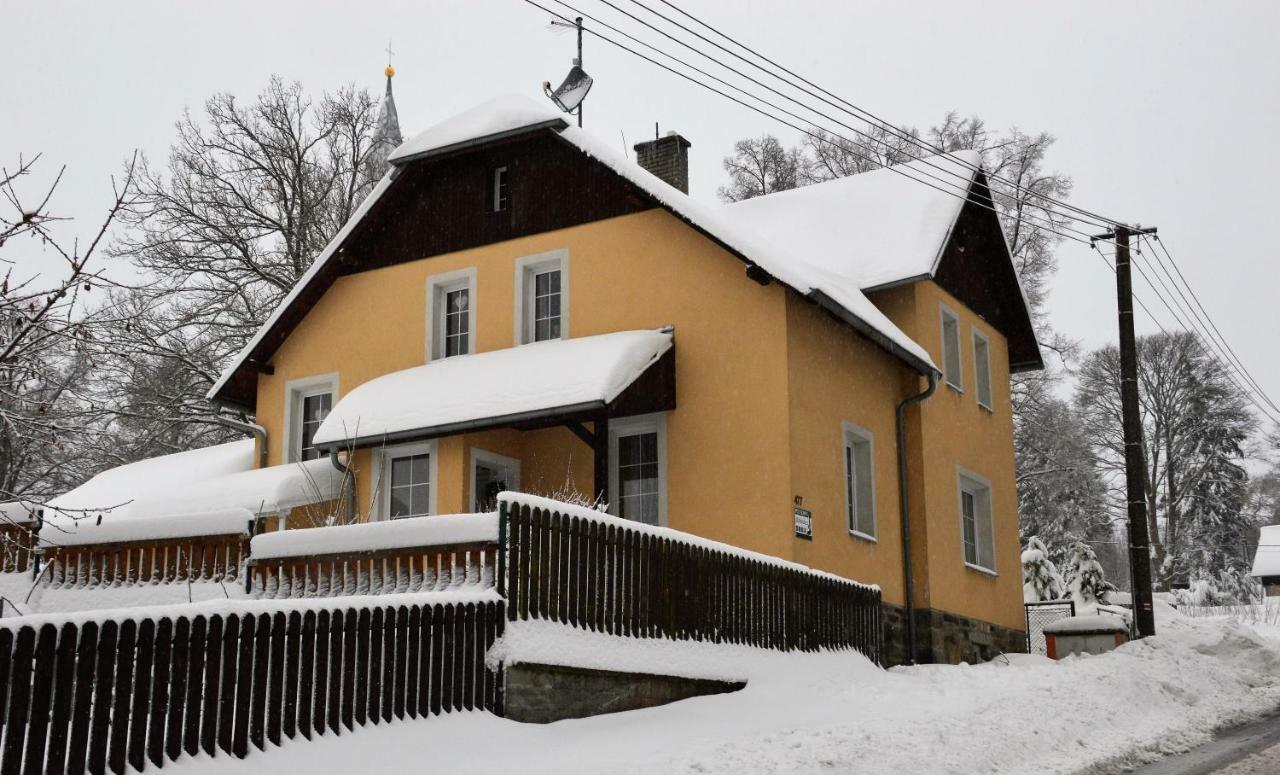 Penzion Pod Kostelem Bublava Buitenkant foto